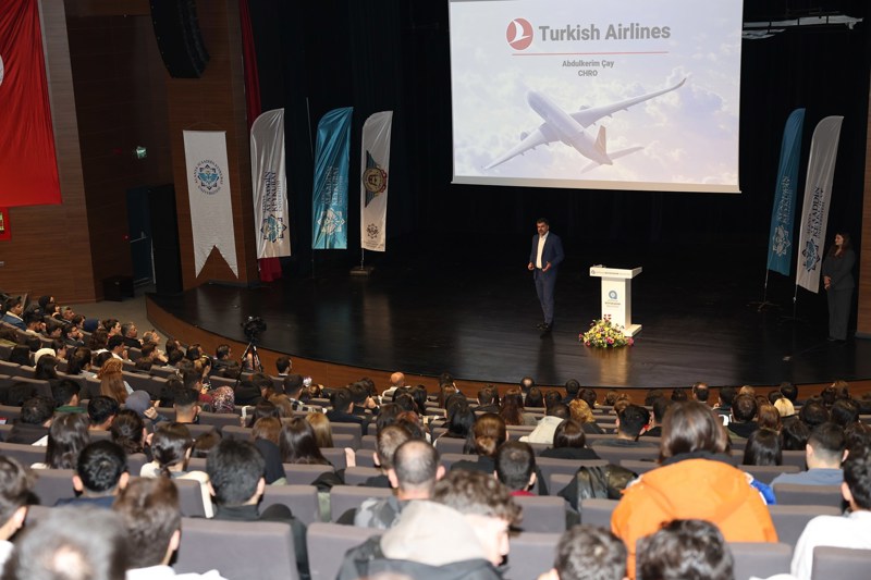 KONUĞUMUZ TÜRK HAVA YOLLARI GENEL MÜDÜR YARDIMCISI ABDULKERİM ÇAY' DI VE THY’DE KARİYER FIRSATLARI KONUŞULDU